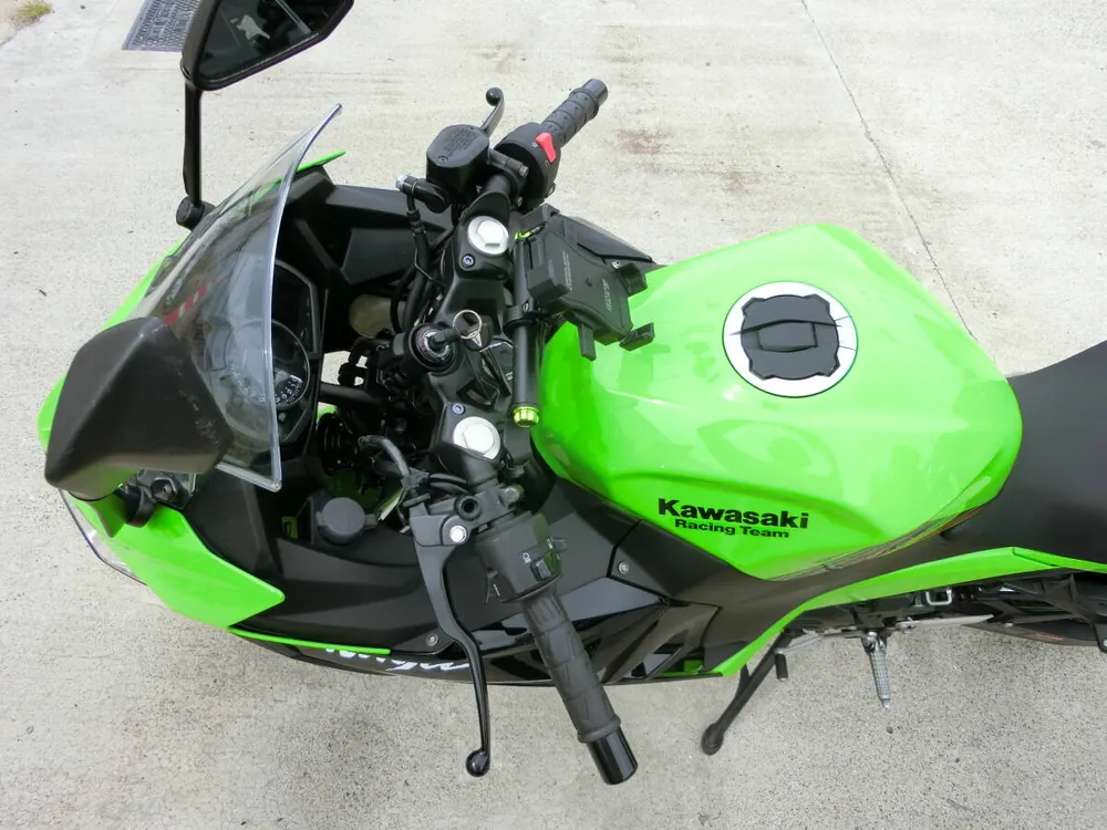Kawasaki Ninja 400 2024, фото 8