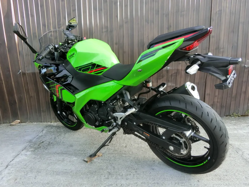 Kawasaki Ninja 400 2024, фото 7