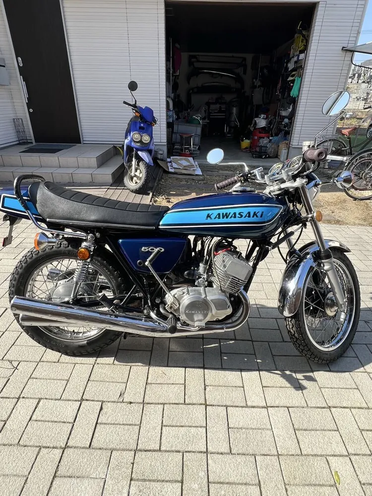 Kawasaki H1 500 Mach III 1974: первый «вдоводел», двухтактный шок 70-х — 1,99 млн ₽ с аукциона Японии