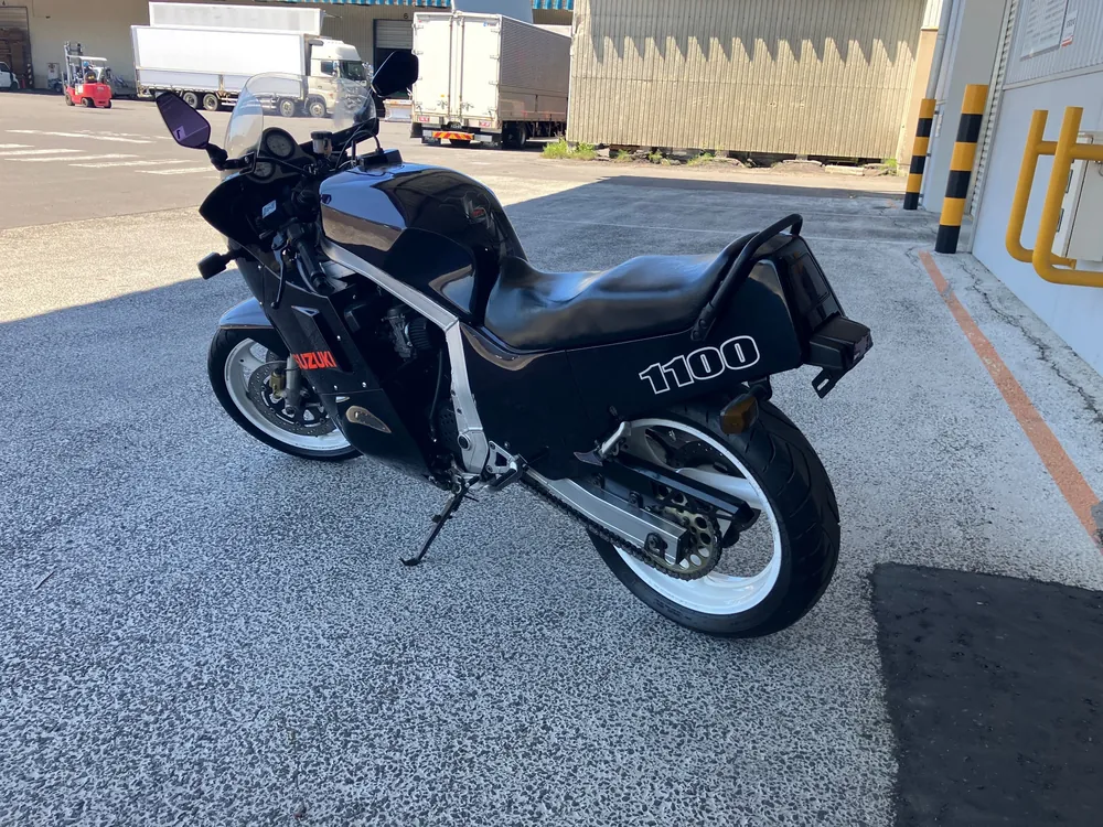 Suzuki GSX-R1100 1988, фиолетовый, фото 2