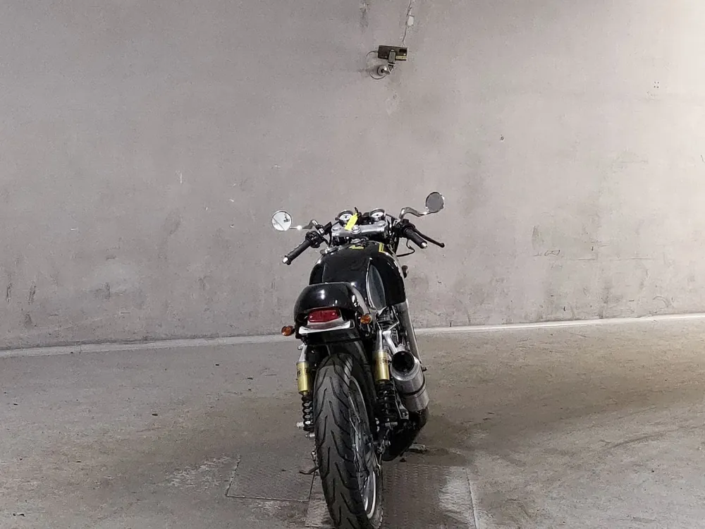Yamaha SR400, чёрный, фото 4