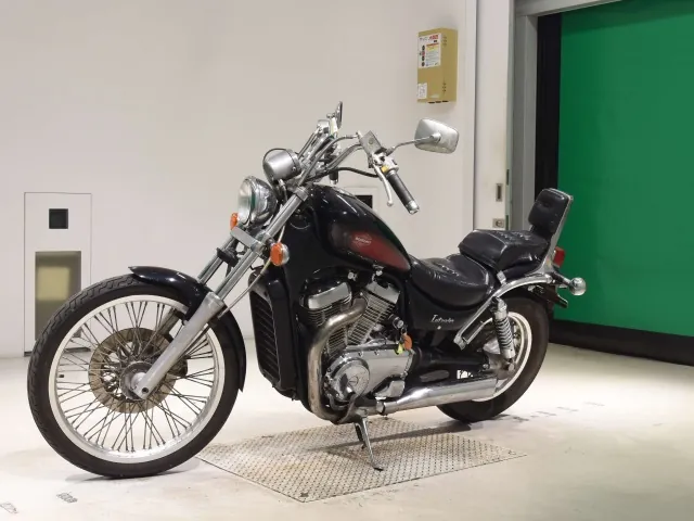 Suzuki Intruder 400 1995, чёрный, фото 4