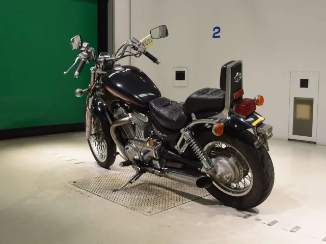 Suzuki Intruder 400 1995, чёрный, фото 6