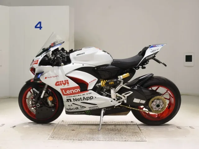 Ducati PANIGA-REV2 2023, белый, фото 2