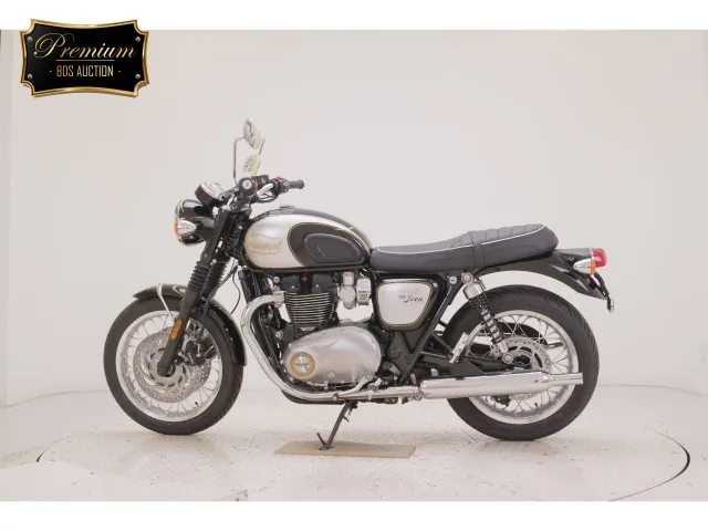 Triumph Bonneville T120 2026, black | silver, фото 2