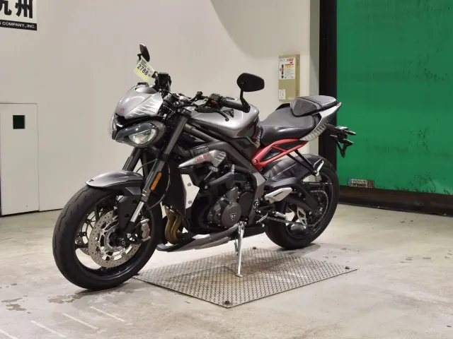 Triumph Street Triple RS 2021, серый, фото 4
