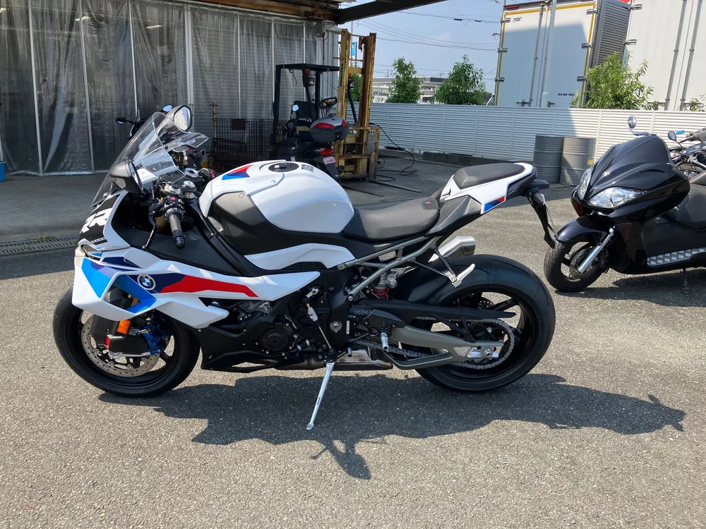 BMW S1000Rr 2026, белый, фото 2