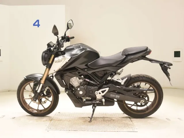 Honda CB125R JC91, matt black, фото 2
