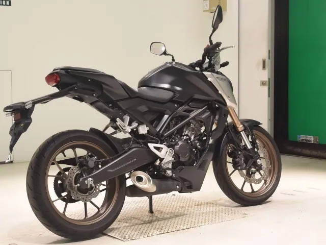 Honda CB125R JC91, matt black, фото 5