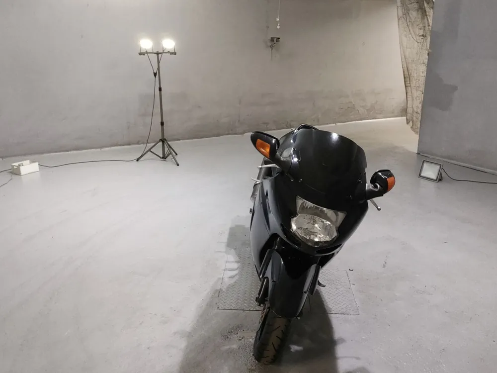 Honda CBR1100XX 1997, чёрный, фото 3