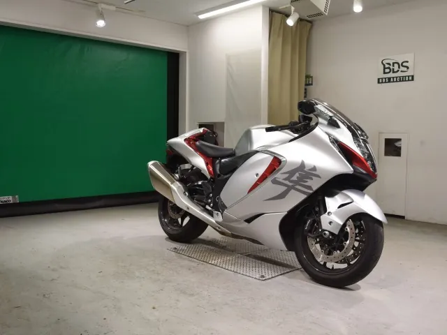 Suzuki Hayabusa 2021, серебристый, фото 3