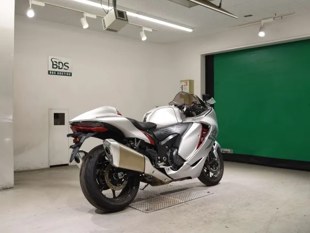 Suzuki Hayabusa 2021, серебристый, фото 5