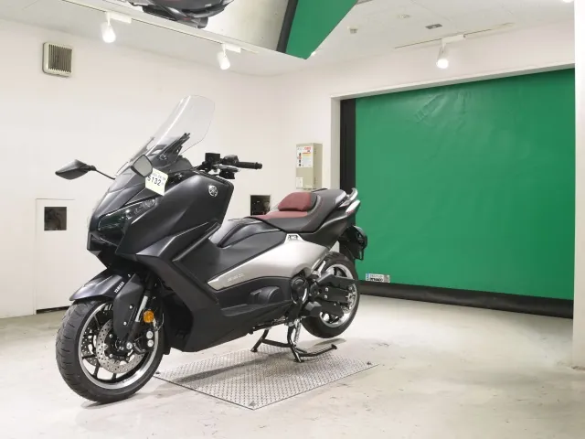 Yamaha T-Max560T 2026, matt black, фото 4