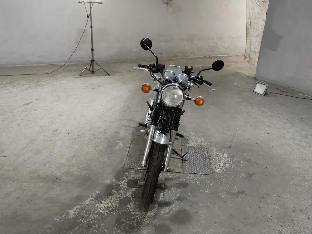Yamaha SR400 Final Edition Limited 2021, серый, фото 3