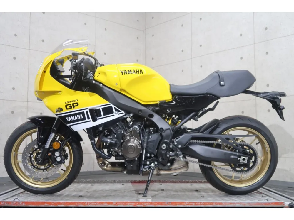 Yamaha Xsr900-2 2026, жёлтый, фото 2