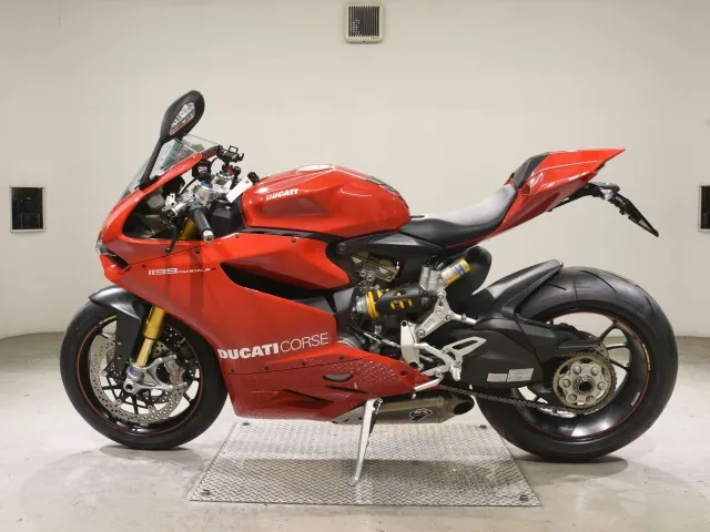 Ducati 1199 Panigale S 2012, красный, фото 2