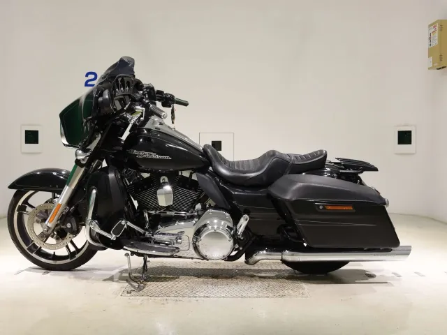 Harley-Davidson FLHXS1690 2016, чёрный, фото 2