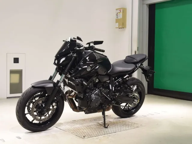 Yamaha MT-07 2024, matt black, фото 4