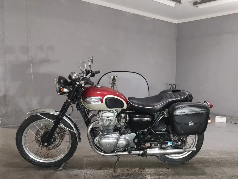 Kawasaki W650 2003, black/red, фото 2