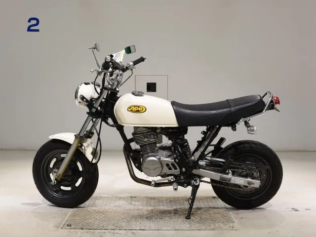 Honda APE 100, белый, фото 2