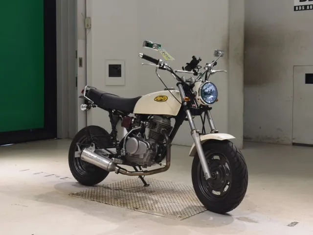Honda APE 100, белый, фото 3