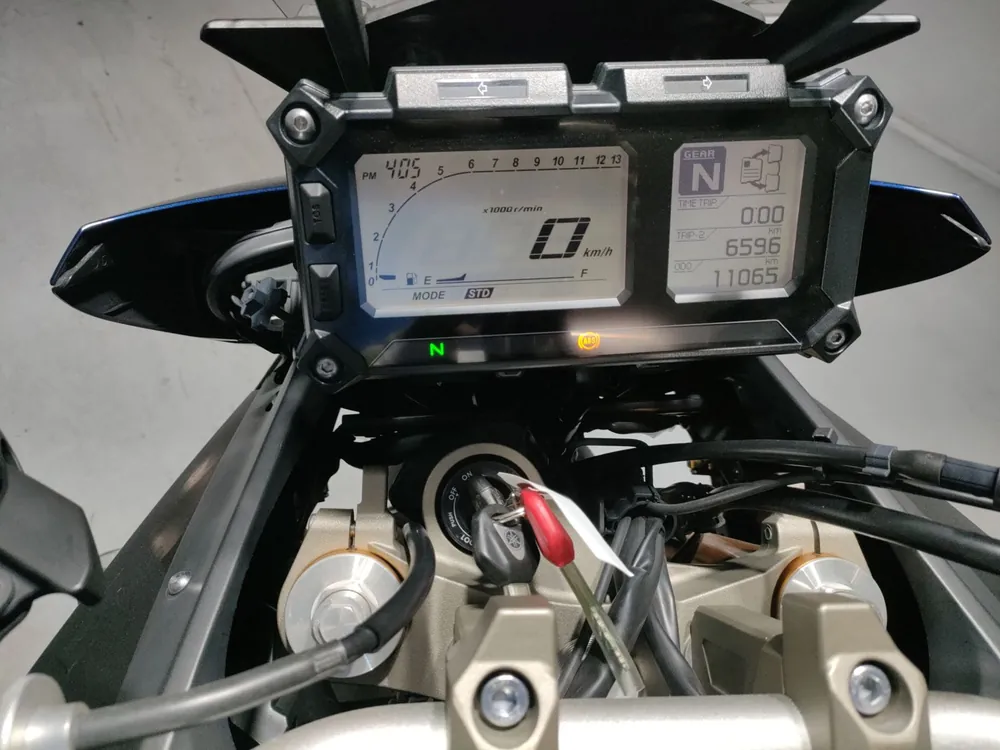 Yamaha MT-09 2016, gray / blue, фото 5
