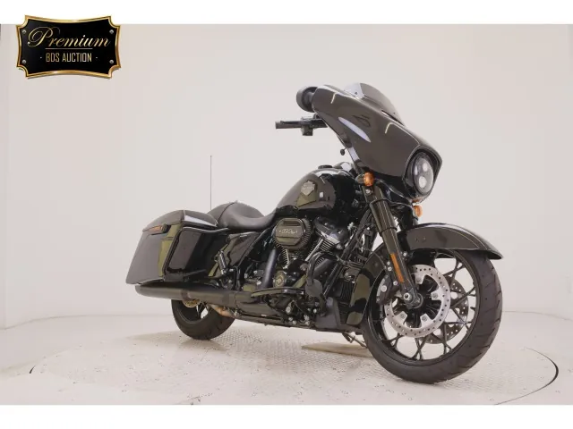 Harley-Davidson FLHXS1870 2024, чёрный, фото 3