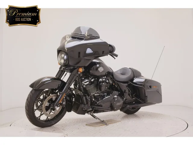 Harley-Davidson FLHXS1870 2024, чёрный, фото 4