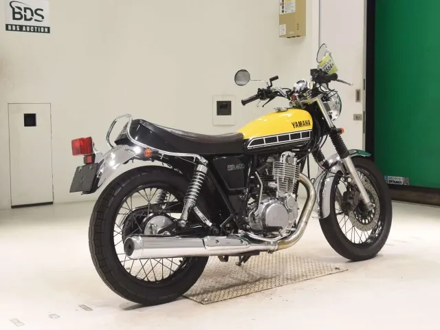 Yamaha SR400 2016, жёлтый, фото 5