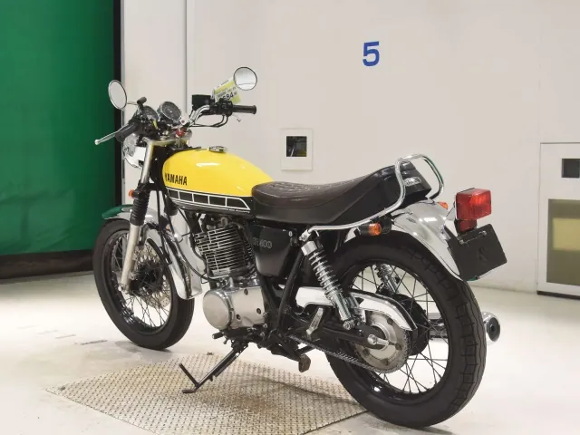 Yamaha SR400 2016, жёлтый, фото 6