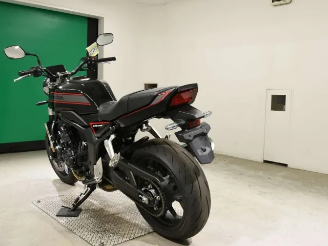 Honda CB1000F 2025, red | black, фото 6