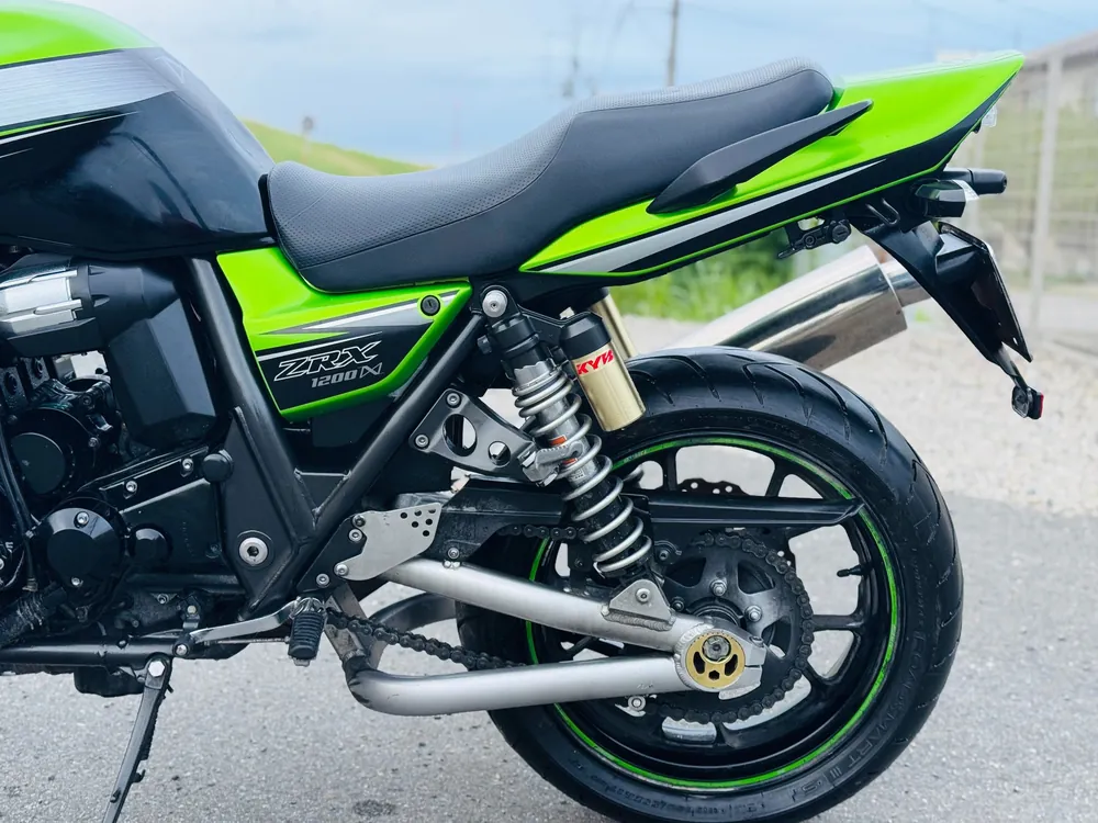 Kawasaki ZRX1200DAEG 2009, lime / black, фото 13