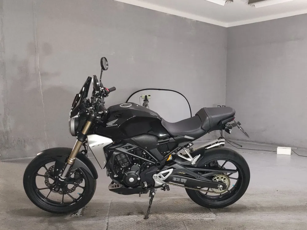 Honda CB250R MC52, чёрный, фото 2