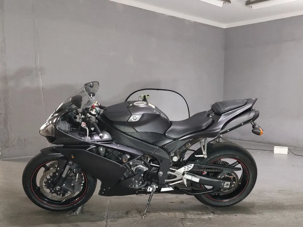 Yamaha YZF-R1 2008, чёрный, фото 2