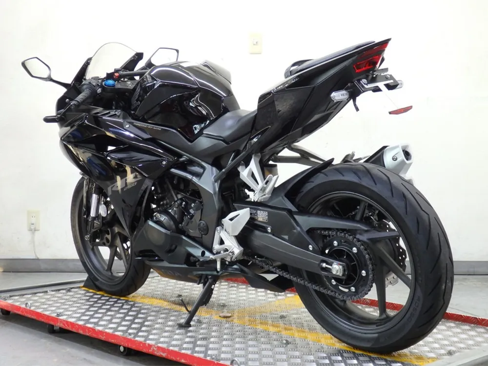 Honda CBR250RR, чёрный, фото 4
