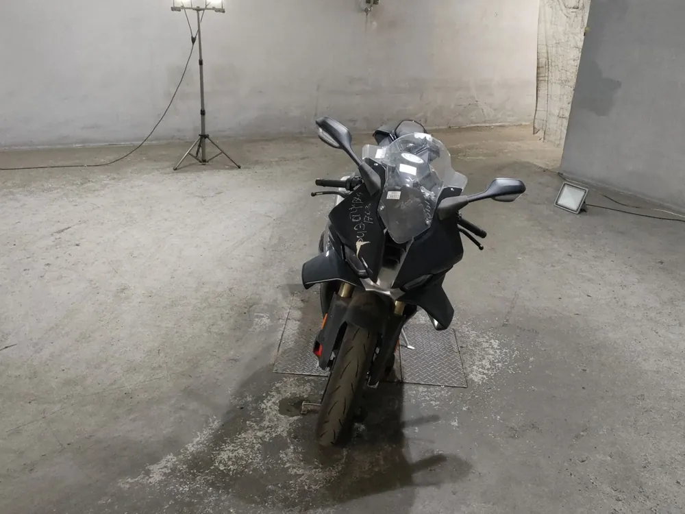 BMW S1000Rr 2025, чёрный, фото 3