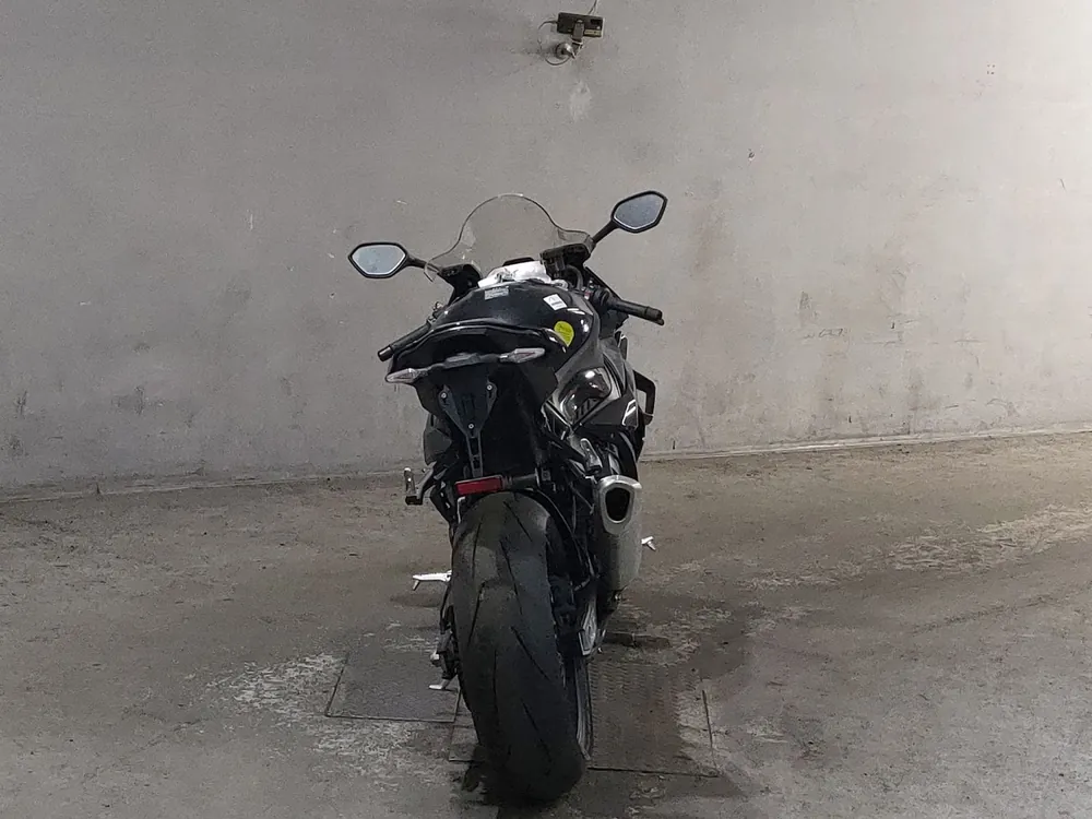 BMW S1000Rr 2025, чёрный, фото 4