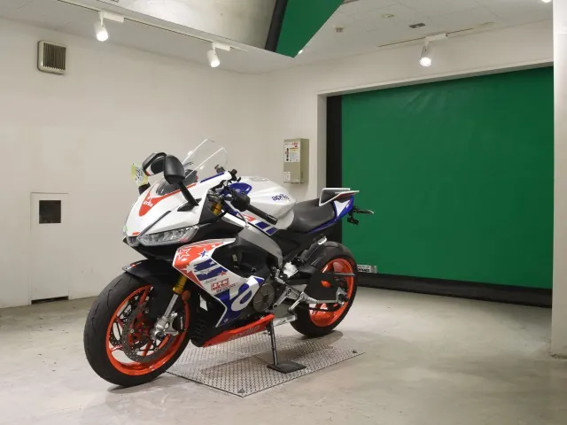 Aprilia RS660 2023, white | red | blue, фото 4