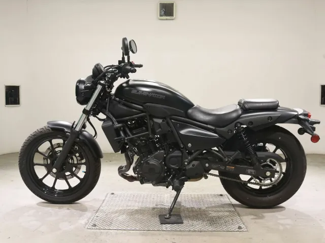 Kawasaki Eliminator 400SE 2023, matt black, фото 2