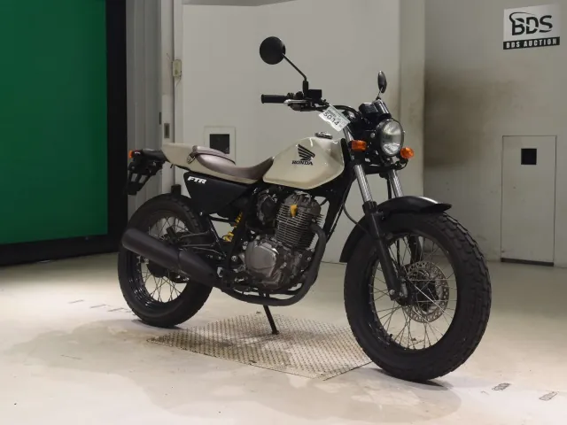 Honda FTR223 MC34, белый, фото 3