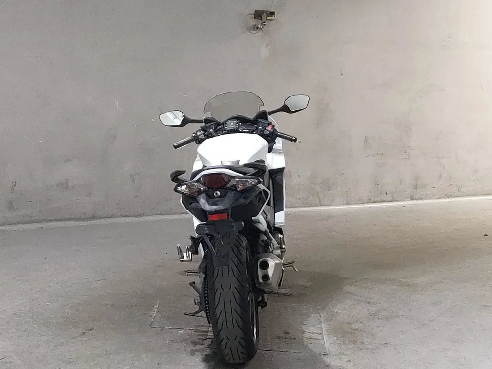 Honda VFR800F 2018, белый, фото 4