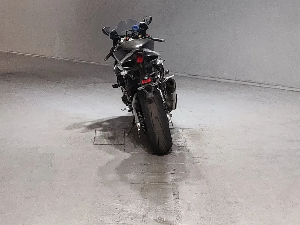 Yamaha YZF-R1M 2015, серебристый, фото 4