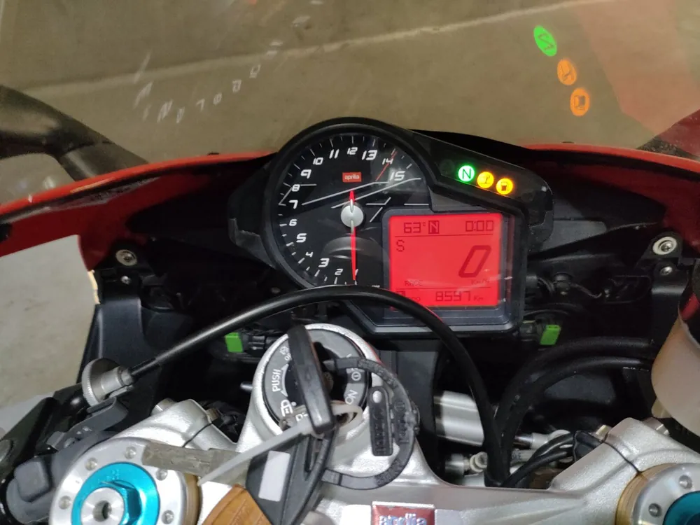 Aprilia RSV4 Factory 2009, чёрный, красный, фото 5