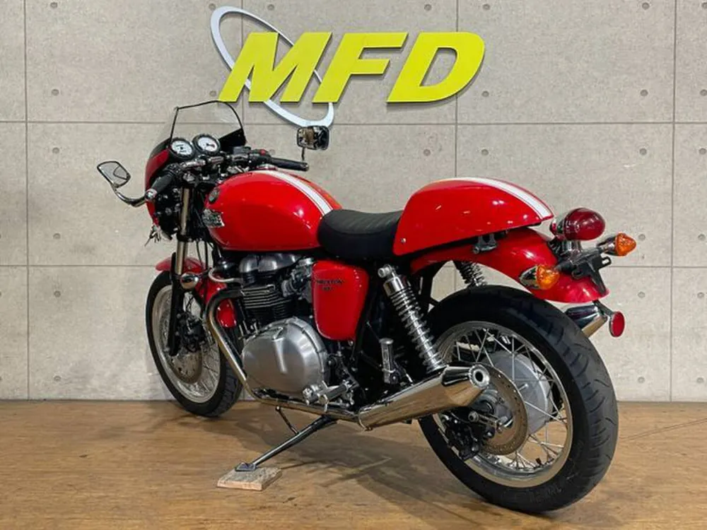 Triumph Thruxton 2004, фото 6