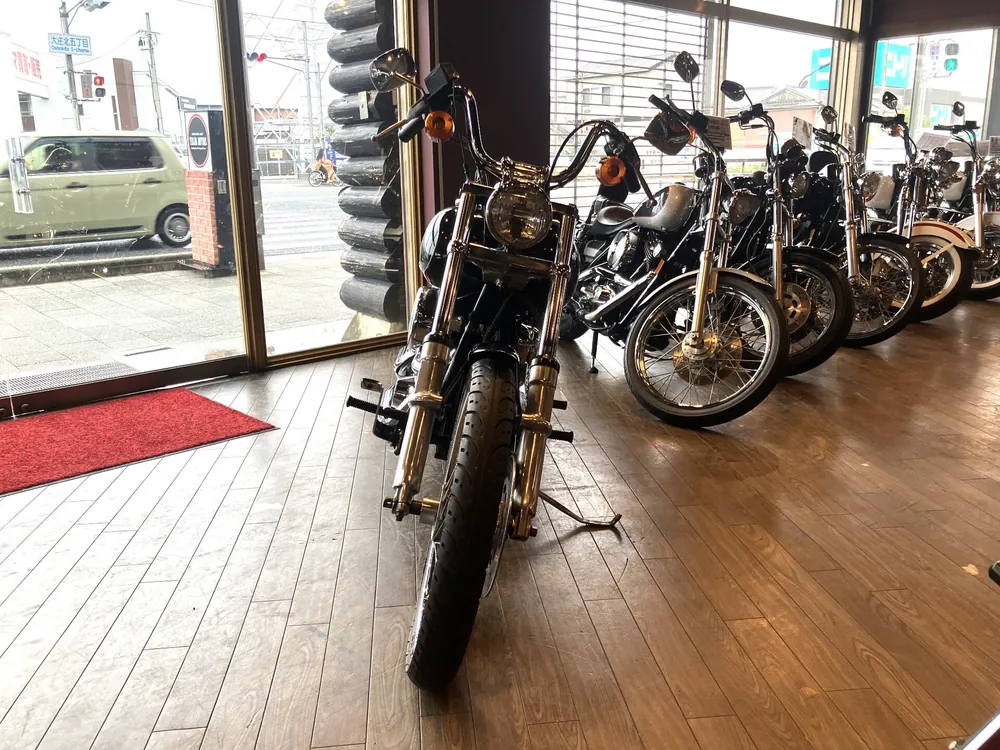 Harley-Davidson FXSTC 1987, чёрный, фото 4