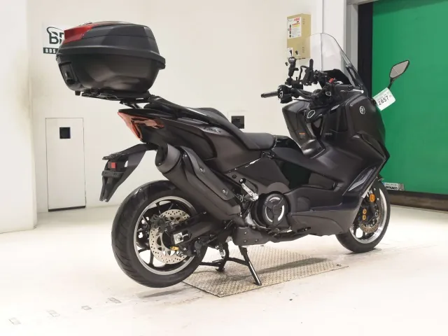 Yamaha T-Max560T 2025, light brown, фото 5