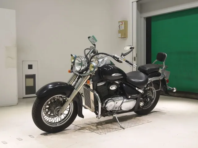 Suzuki Intruder 400 Classic 2002, чёрный, фото 4