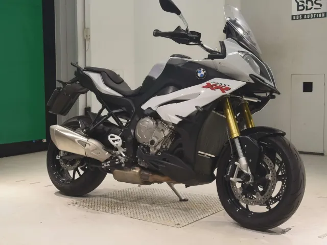 BMW S1000XR 2016, белый, фото 3
