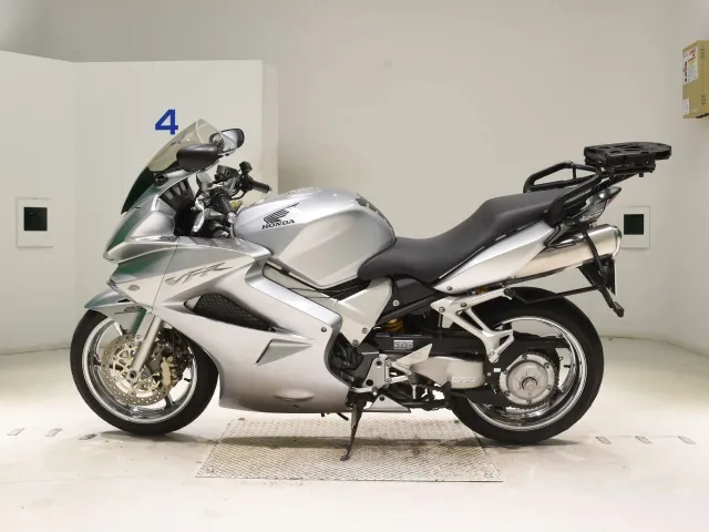 Honda VFR800 2006, серебристый, фото 2