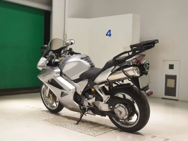 Honda VFR800 2006, серебристый, фото 6
